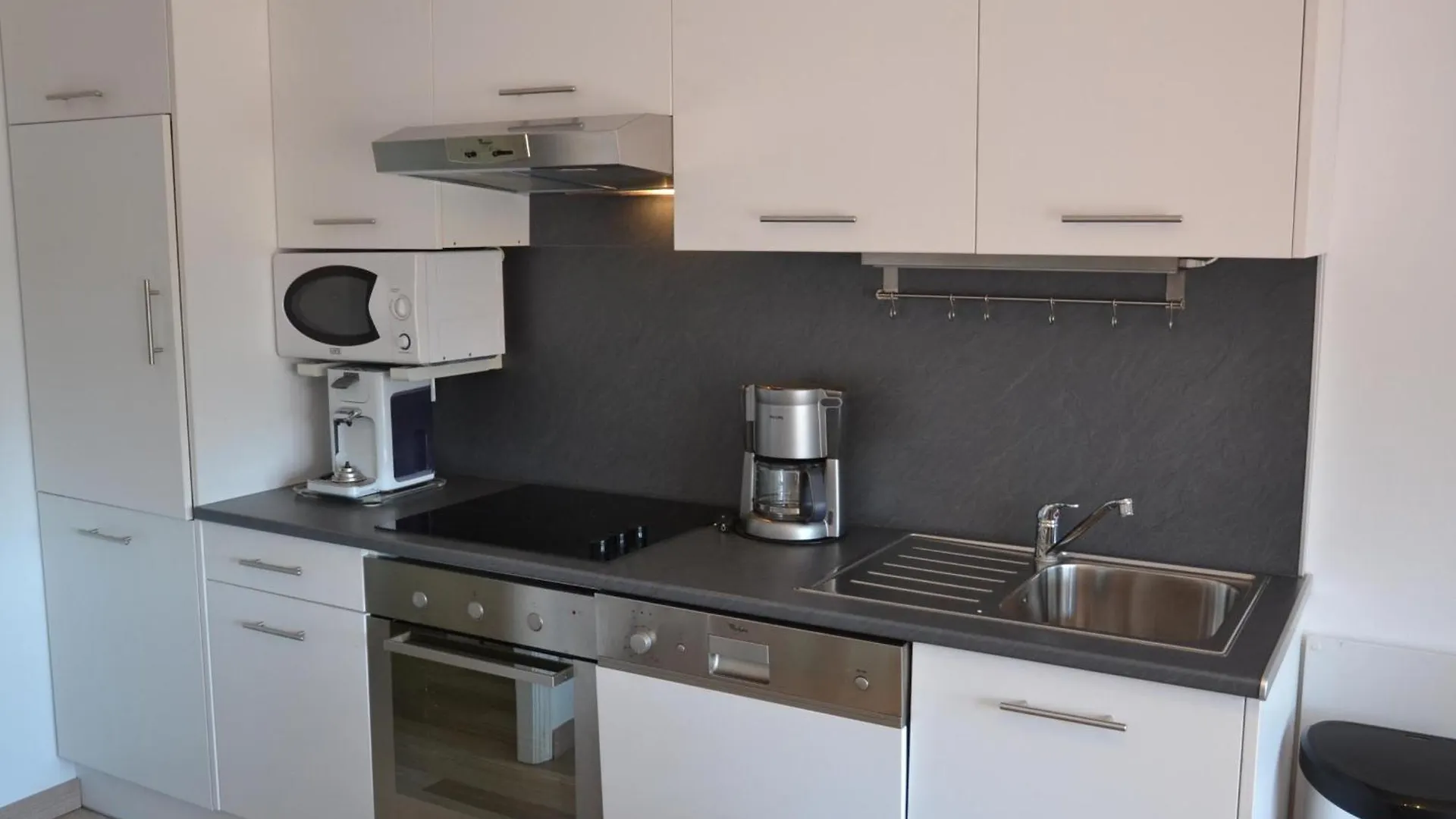 Apartamento Reformado Con Estilo, Cerca De La Playa, Para Familias, Con Terraza Y Parking - Es-323-50 L'Estartit Spain